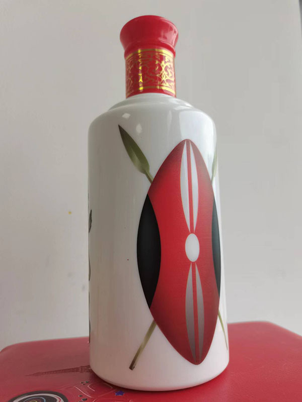 uv打印酒瓶圆柱体，浮雕效果好